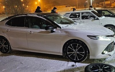 Toyota Camry, 2018 год, 2 495 000 рублей, 1 фотография