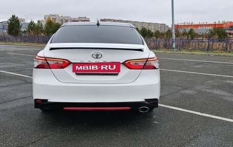 Toyota Camry, 2018 год, 2 495 000 рублей, 38 фотография