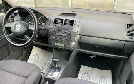 Volkswagen Polo IV рестайлинг, 2004 год, 409 000 рублей, 8 фотография