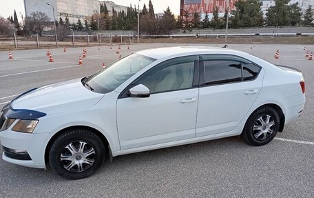 Skoda Octavia, 2018 год, 1 500 000 рублей, 8 фотография