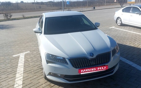 Skoda Superb III рестайлинг, 2018 год, 2 350 000 рублей, 12 фотография