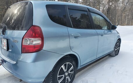 Honda Fit III, 2002 год, 520 000 рублей, 4 фотография