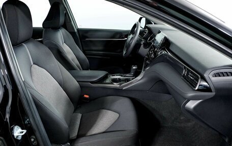 Toyota Camry, 2021 год, 2 898 000 рублей, 20 фотография