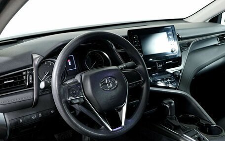 Toyota Camry, 2021 год, 2 898 000 рублей, 18 фотография
