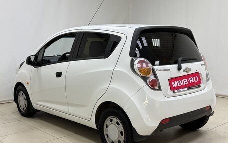 Chevrolet Spark III, 2012 год, 555 000 рублей, 6 фотография