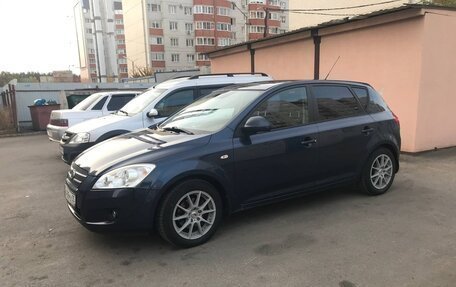 KIA cee'd I рестайлинг, 2009 год, 990 000 рублей, 3 фотография