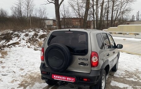 Chevrolet Niva I рестайлинг, 2011 год, 570 000 рублей, 8 фотография