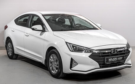 Hyundai Elantra VI рестайлинг, 2019 год, 1 800 000 рублей, 3 фотография