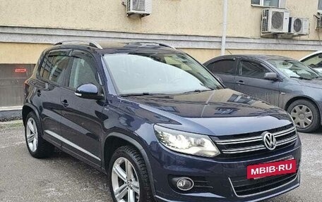 Volkswagen Tiguan I, 2016 год, 2 380 000 рублей, 2 фотография