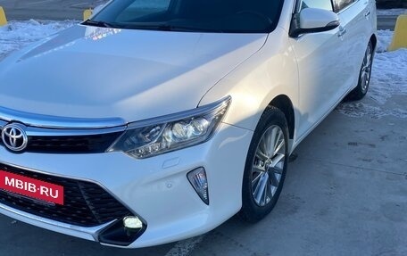 Toyota Camry, 2017 год, 2 550 000 рублей, 16 фотография