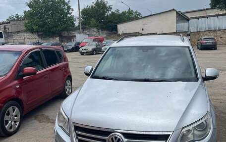 Volkswagen Tiguan I, 2010 год, 1 000 000 рублей, 2 фотография