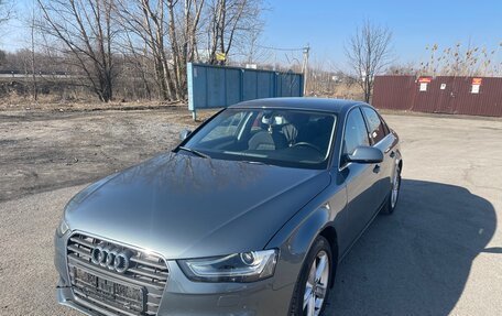 Audi A4, 2011 год, 1 380 000 рублей, 3 фотография