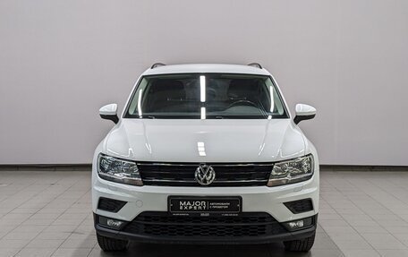 Volkswagen Tiguan II, 2017 год, 2 040 000 рублей, 2 фотография