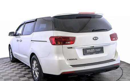 KIA Carnival III, 2019 год, 2 865 000 рублей, 7 фотография