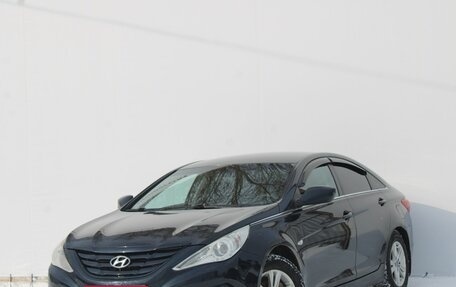 Hyundai Sonata VI, 2010 год, 790 000 рублей, 1 фотография