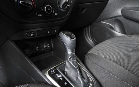 Hyundai Solaris II рестайлинг, 2022 год, 1 818 000 рублей, 5 фотография
