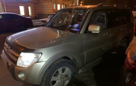 Mitsubishi Pajero IV, 2007 год, 1 500 000 рублей, 2 фотография