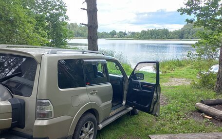 Mitsubishi Pajero IV, 2007 год, 1 500 000 рублей, 7 фотография