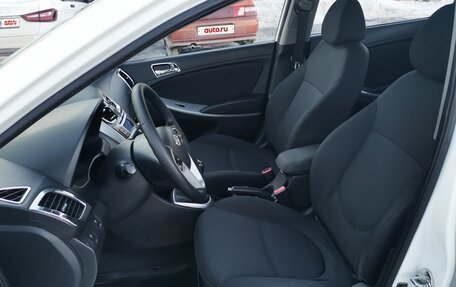 Hyundai Solaris II рестайлинг, 2011 год, 685 000 рублей, 12 фотография