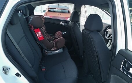 Hyundai Solaris II рестайлинг, 2011 год, 685 000 рублей, 9 фотография