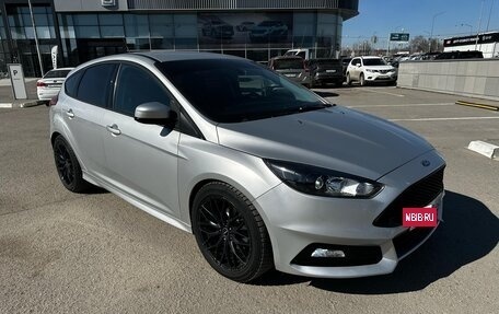 Ford Focus III, 2015 год, 1 350 000 рублей, 2 фотография