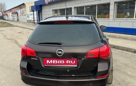 Opel Astra J, 2012 год, 700 000 рублей, 5 фотография