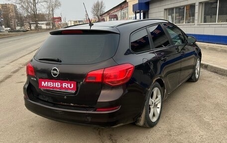 Opel Astra J, 2012 год, 700 000 рублей, 4 фотография