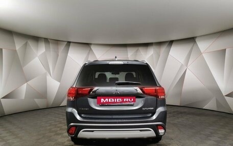 Mitsubishi Outlander III рестайлинг 3, 2019 год, 1 845 000 рублей, 8 фотография