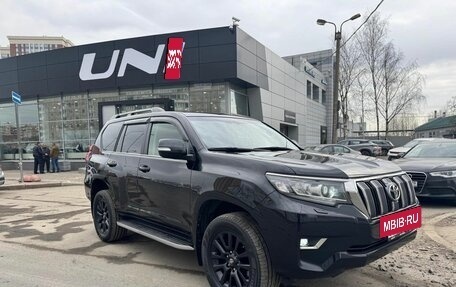 Toyota Land Cruiser Prado 150 рестайлинг 2, 2019 год, 4 675 000 рублей, 3 фотография