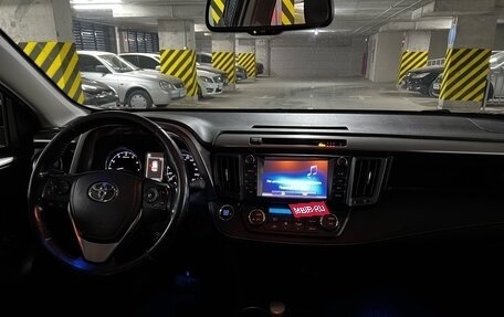 Toyota RAV4, 2017 год, 2 050 000 рублей, 26 фотография