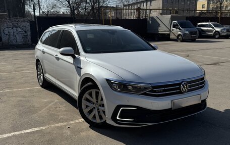 Volkswagen Passat B8 рестайлинг, 2020 год, 3 400 000 рублей, 7 фотография