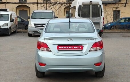 Hyundai Solaris II рестайлинг, 2011 год, 780 000 рублей, 5 фотография