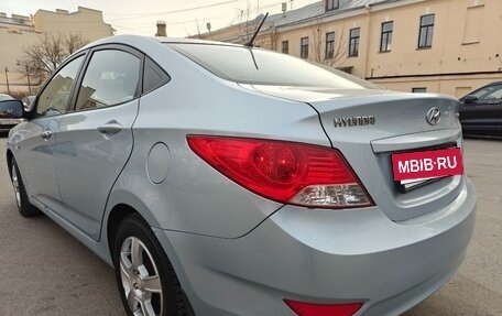 Hyundai Solaris II рестайлинг, 2011 год, 780 000 рублей, 13 фотография