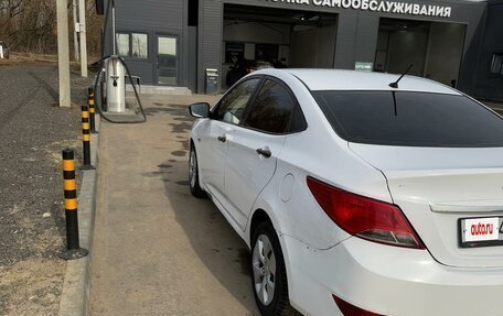 Hyundai Solaris II рестайлинг, 2015 год, 9 фотография