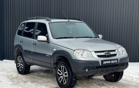 Chevrolet Niva I рестайлинг, 2015 год, 839 000 рублей, 3 фотография