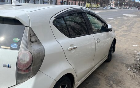 Toyota Aqua I, 2013 год, 705 000 рублей, 5 фотография