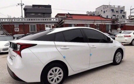 Toyota Prius IV XW50, 2021 год, 2 460 000 рублей, 5 фотография