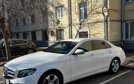 Mercedes-Benz E-Класс, 2016 год, 3 100 000 рублей, 2 фотография