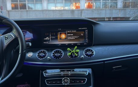 Mercedes-Benz E-Класс, 2016 год, 3 100 000 рублей, 13 фотография