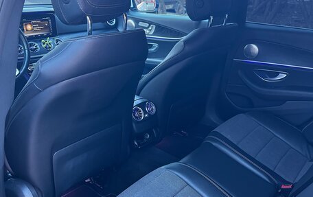 Mercedes-Benz E-Класс, 2016 год, 3 100 000 рублей, 14 фотография