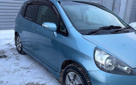 Honda Fit III, 2006 год, 500 000 рублей, 3 фотография