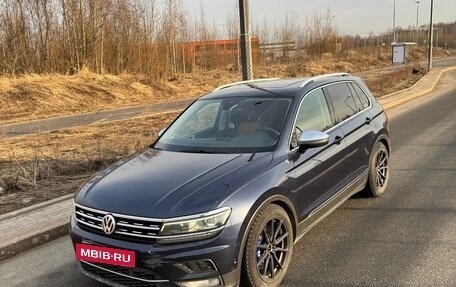 Volkswagen Tiguan II, 2017 год, 2 950 000 рублей, 3 фотография