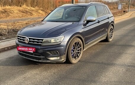 Volkswagen Tiguan II, 2017 год, 2 950 000 рублей, 2 фотография