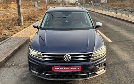 Volkswagen Tiguan II, 2017 год, 2 950 000 рублей, 5 фотография