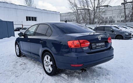 Volkswagen Jetta VI, 2012 год, 900 000 рублей, 8 фотография