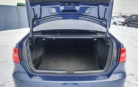 Volkswagen Jetta VI, 2012 год, 900 000 рублей, 11 фотография