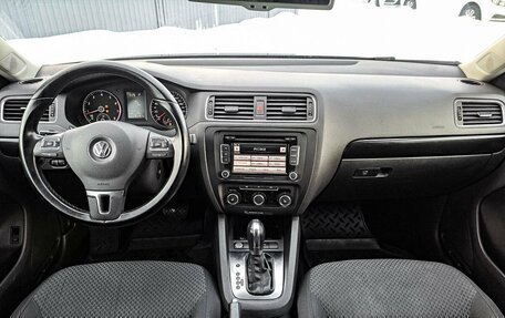 Volkswagen Jetta VI, 2012 год, 900 000 рублей, 15 фотография