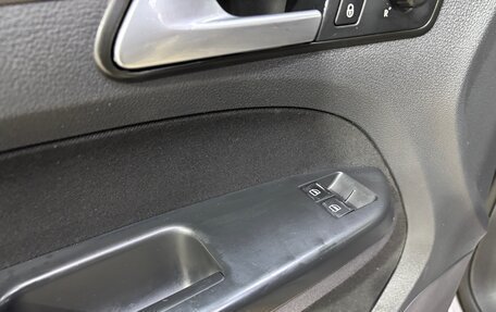 Volkswagen Touran III, 2009 год, 650 000 рублей, 8 фотография