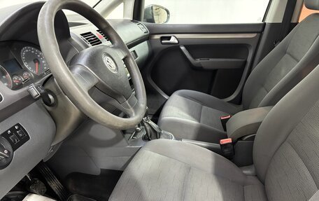 Volkswagen Touran III, 2009 год, 650 000 рублей, 9 фотография