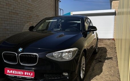 BMW 1 серия, 2011 год, 1 300 000 рублей, 2 фотография